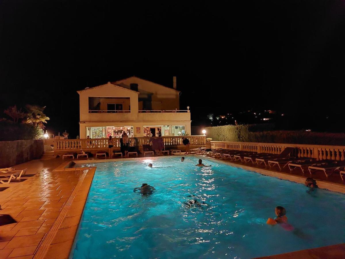 Village De Gites La Fontinelle Bessas Εξωτερικό φωτογραφία